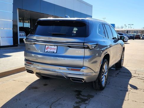 New 2026 Buick Enclave Avenir image 4