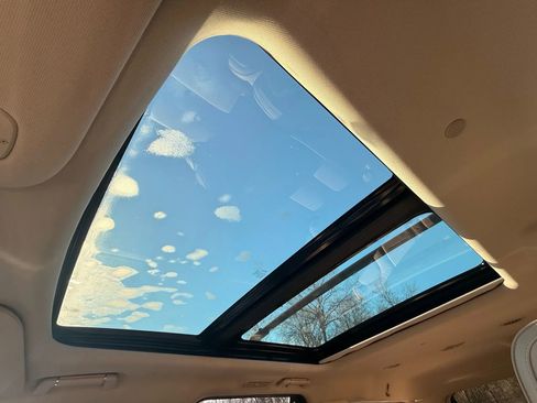 Used 2018 Lincoln Navigator L Reserve w/ Technology Package image 47