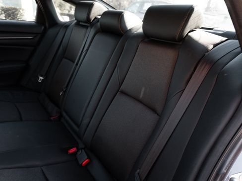 Used 2018 Honda Accord Sport image 30