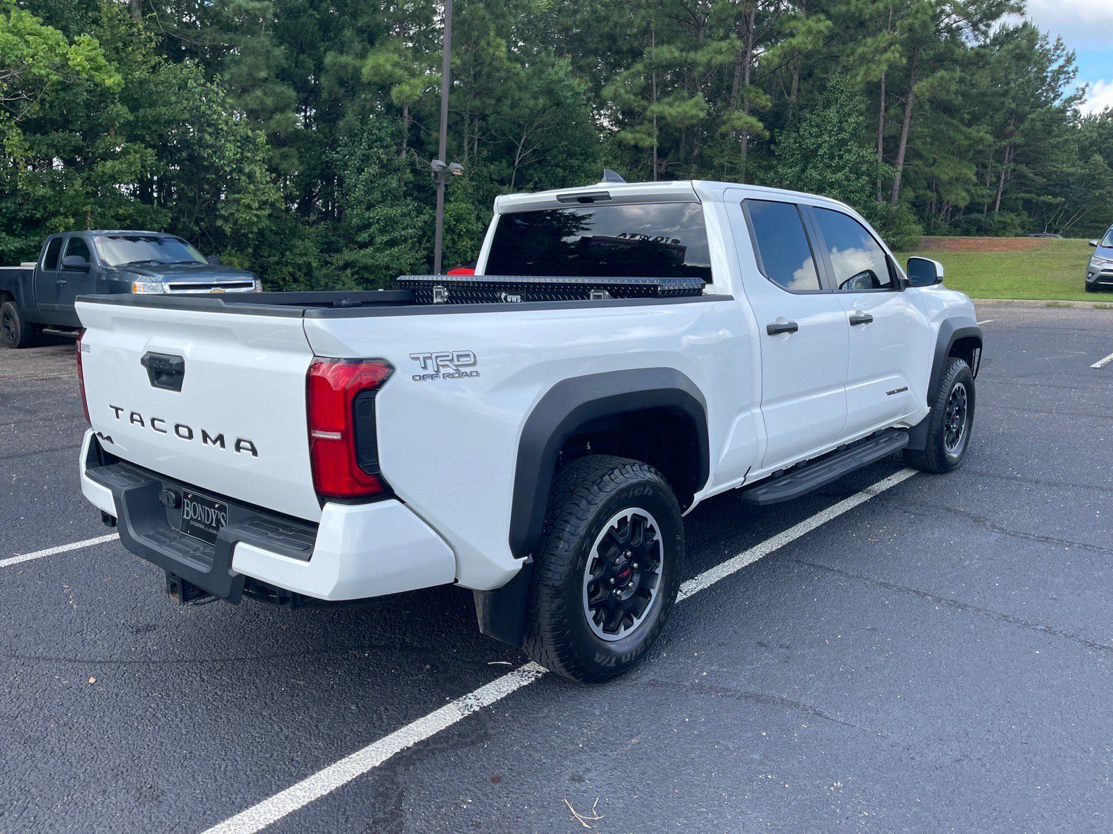Used 2024 Toyota Tacoma TRD Off-Road AWD/4WD image 17