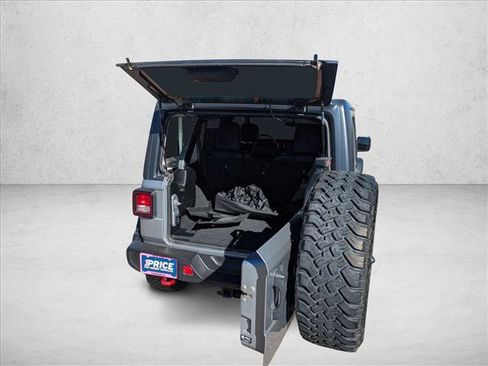 Used 2021 Jeep Wrangler Unlimited Rubicon w/ Cold Weather Group image 25