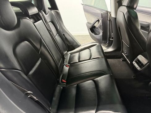 Used 2019 Tesla Model 3 Standard Range Plus RWD image 42