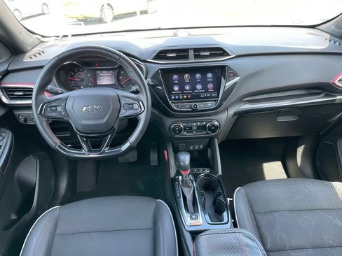 Used 2023 Chevrolet TrailBlazer RS w/ Convenience Package FWD image 10