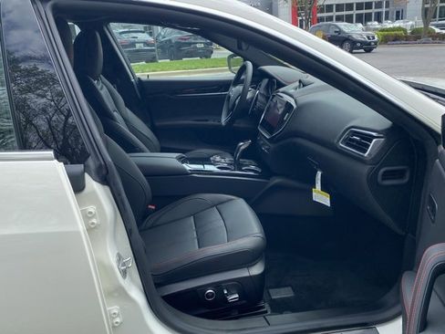 New 2024 Maserati Ghibli Modena image 39