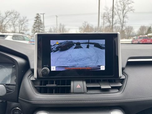 Used 2023 Toyota RAV4 XLE image 22