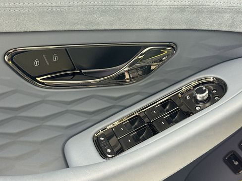 Used 2025 Bentley Continental GT Speed AWD/4WD image 17
