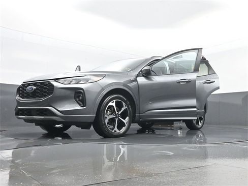 Used 2023 Ford Escape ST-Line Select w/ Tech Pack #2 image 34