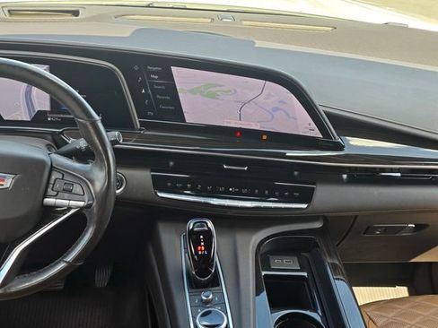 Used 2021 Cadillac Escalade ESV Sport w/ Driver Assist Tech Package image 17