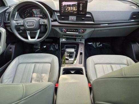 Certified 2023 Audi Q5 2.0T Premium w/ Convenience Package AWD/4WD image 13