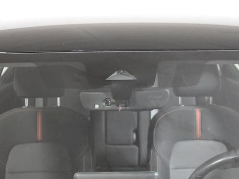 Used 2023 Nissan Sentra SR w/ Midnight Edition Package FWD image 35