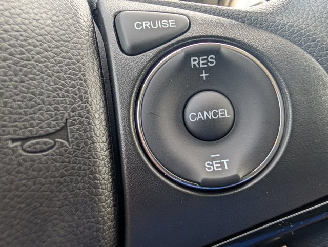 Used 2018 Honda HR-V EX image 19