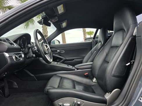 Used 2017 Porsche 718 Cayman image 18
