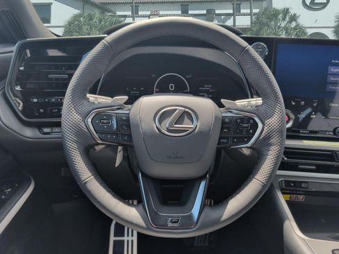 New 2026 Lexus TX 500h AWD image 13