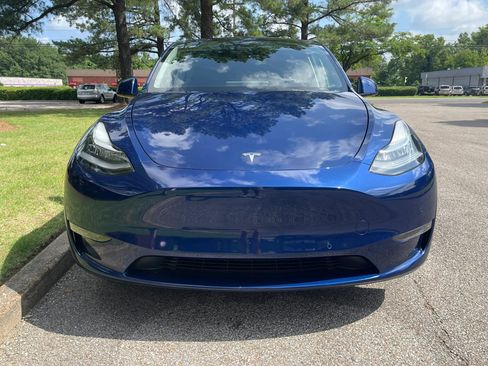 Used 2022 Tesla Model Y Long Range AWD/4WD image 8