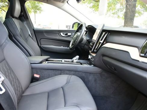 Used 2026 Volvo XC60 B5 Plus AWD/4WD image 26