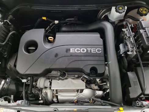 Used 2021 GMC Terrain SLE w/ Driver Convenience Package image 30