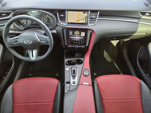 Used 2025 INFINITI QX50 Sport AWD/4WD image 22