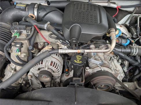 Used 2007 GMC Sierra 2500 SLE w/ EZ-Lift Tailgate Package RWD image 36