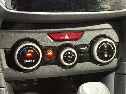 Used 2023 Subaru Crosstrek 2.0i image 17