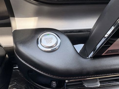 Used 2021 Lincoln Aviator 2WD image 17