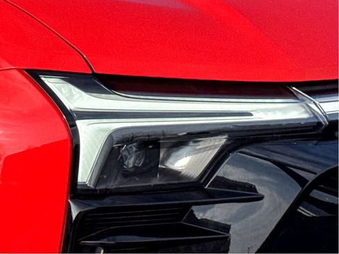 Used 2025 Chevrolet Blazer EV SS image 5