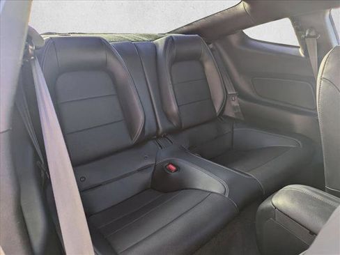 Used 2022 Ford Mustang GT Premium image 18