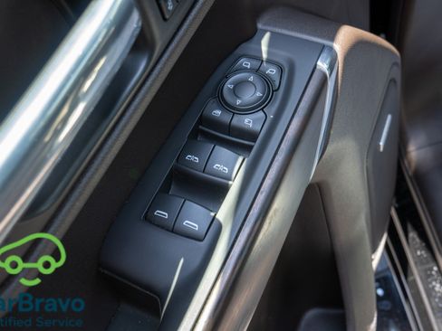 Used 2021 GMC Sierra 1500 SLT w/ SLT Premium Plus Package AWD/4WD image 13