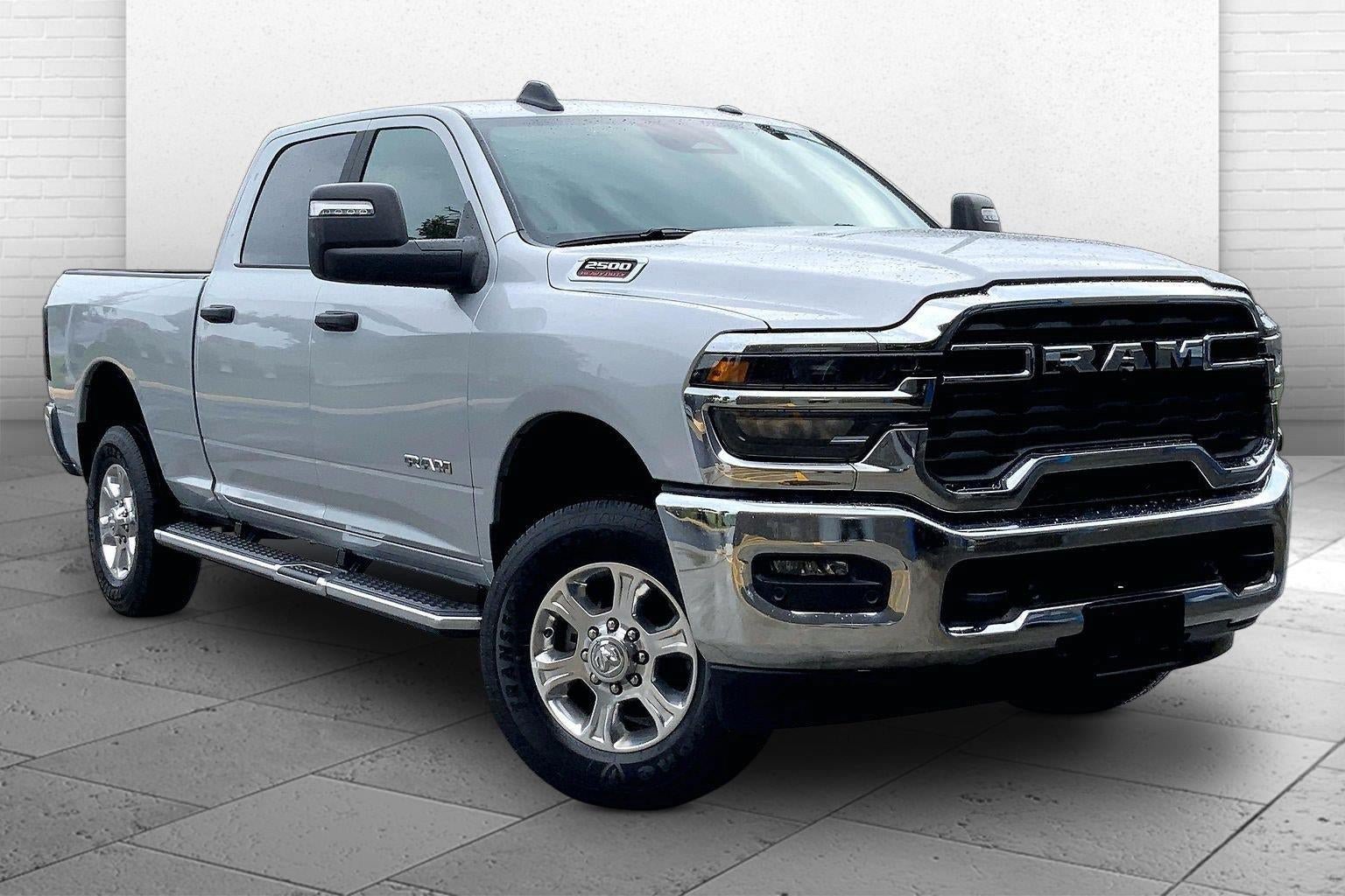 Used 2026 RAM 2500 Big Horn AWD/4WD image 1