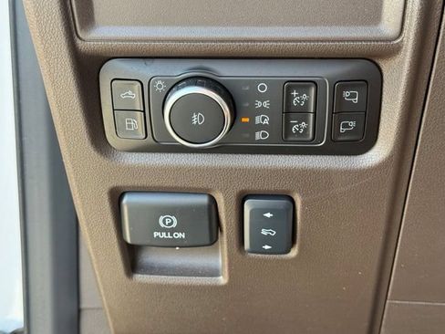 Used 2025 Ford F150 King Ranch w/ FX4 Off-Road Package AWD/4WD image 19