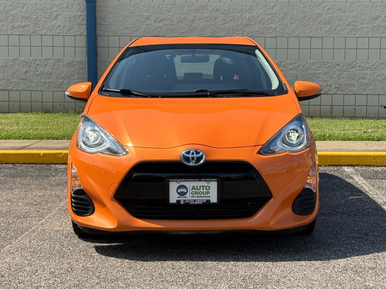 Used 2016 Toyota Prius C Two FWD image 2