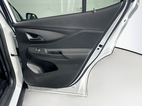 Used 2024 Buick Envista Preferred w/ Convenience I Package image 31