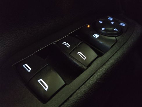 Used 2024 Chevrolet Equinox LT w/ LPO, Floor Liner Package FWD image 27