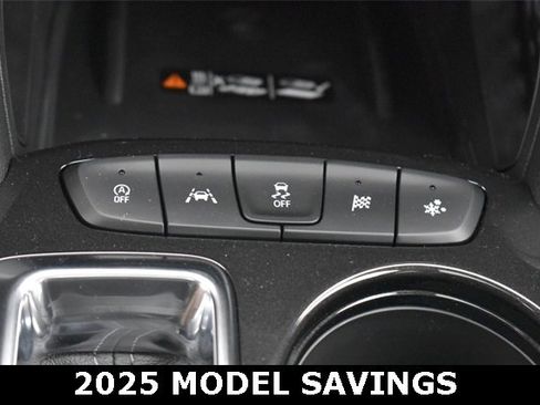 New 2025 Chevrolet TrailBlazer ACTIV w/ Convenience Package image 35