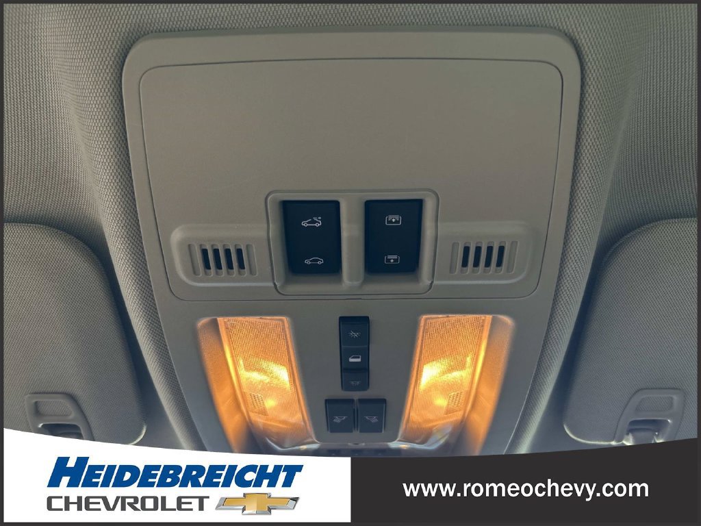 Used 2015 Cadillac SRX Luxury FWD image 25