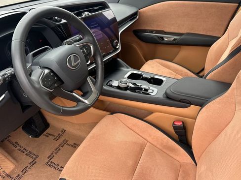 Certified 2023 Lexus RZ 450e Premium w/ Accessory Package (Z1) AWD/4WD image 10