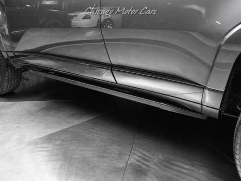 Used 2025 Lexus GX 550 w/ Cold Area Package image 42