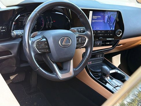 Used 2024 Lexus NX 350 AWD image 9