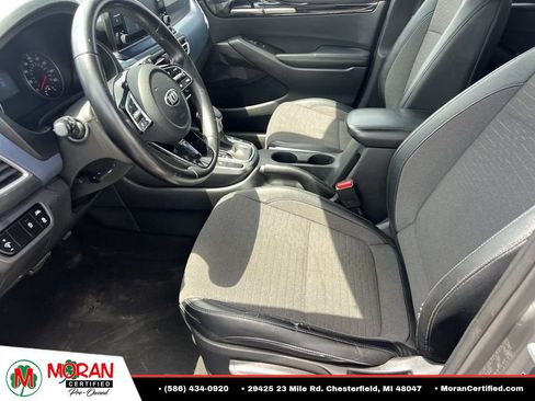 Used 2021 Kia Seltos S AWD/4WD image 16