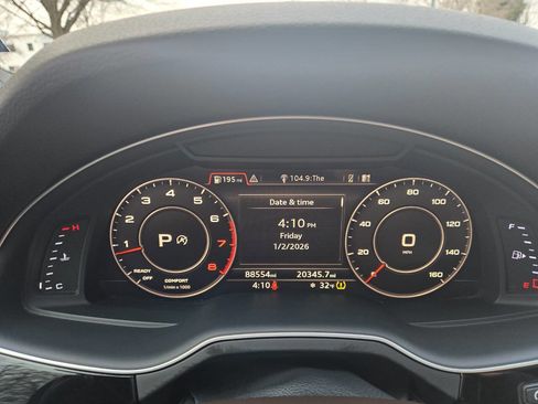 Used 2018 Audi Q7 3.0T Prestige image 10