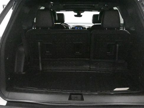 Certified 2023 Chevrolet Traverse RS w/ LPO, Floor Liner Package AWD/4WD image 15