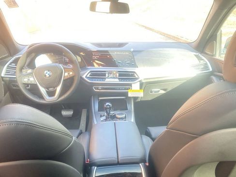 Used 2023 BMW X5 xDrive40i w/ Premium Package image 45
