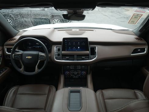 Used 2023 Chevrolet Tahoe High Country w/ Premium Package AWD/4WD image 44