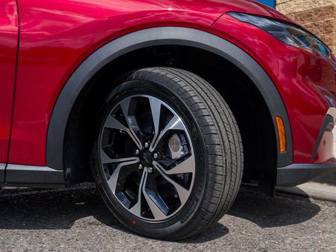 New 2025 Ford Mustang Mach-E Select image 13