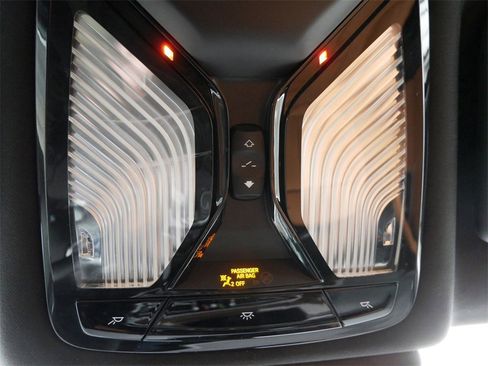 Used 2024 BMW X4 xDrive30i w/ Premium Package image 25