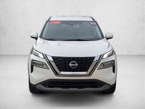 Certified 2023 Nissan Rogue SV FWD image 2