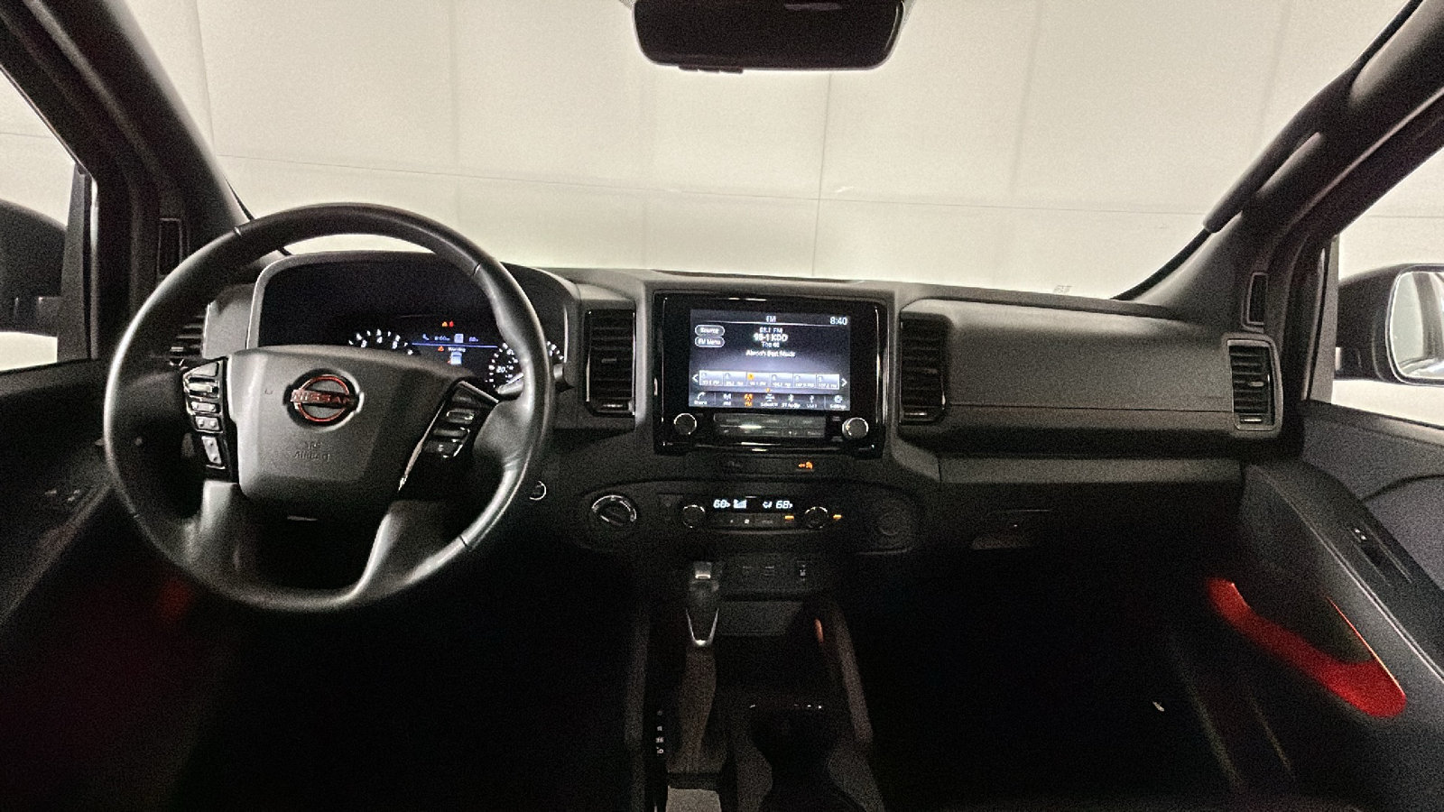 Used 2024 Nissan Frontier PRO-4X w/ Pro Premium Package AWD/4WD image 32