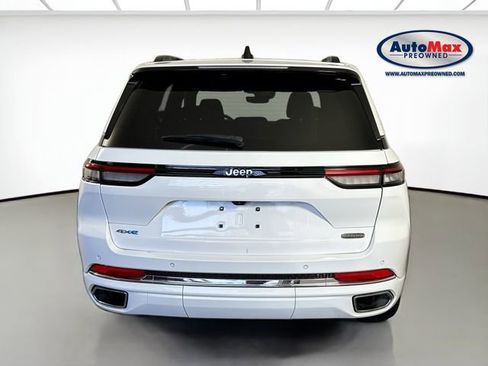 Used 2023 Jeep Grand Cherokee Overland image 8
