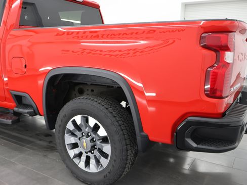 Used 2024 Chevrolet Silverado 2500 Custom w/ Custom Value Package AWD/4WD image 6