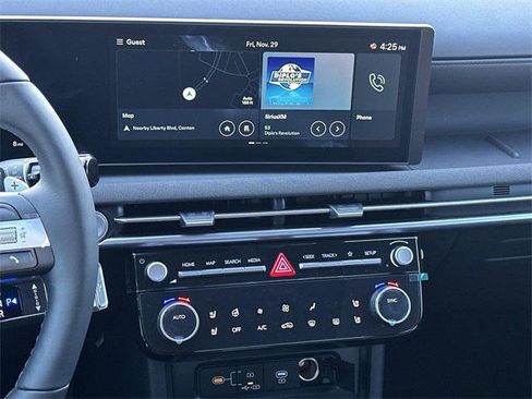 New 2025 Hyundai Tucson Limited image 27