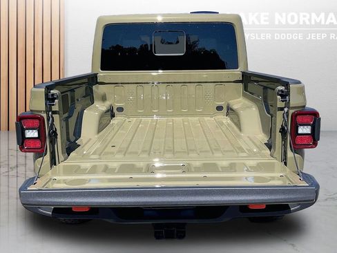 New 2026 Jeep Gladiator Mojave AWD/4WD image 24